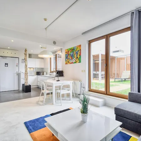 Rentplanet - Wschodnia Z Tarasem *